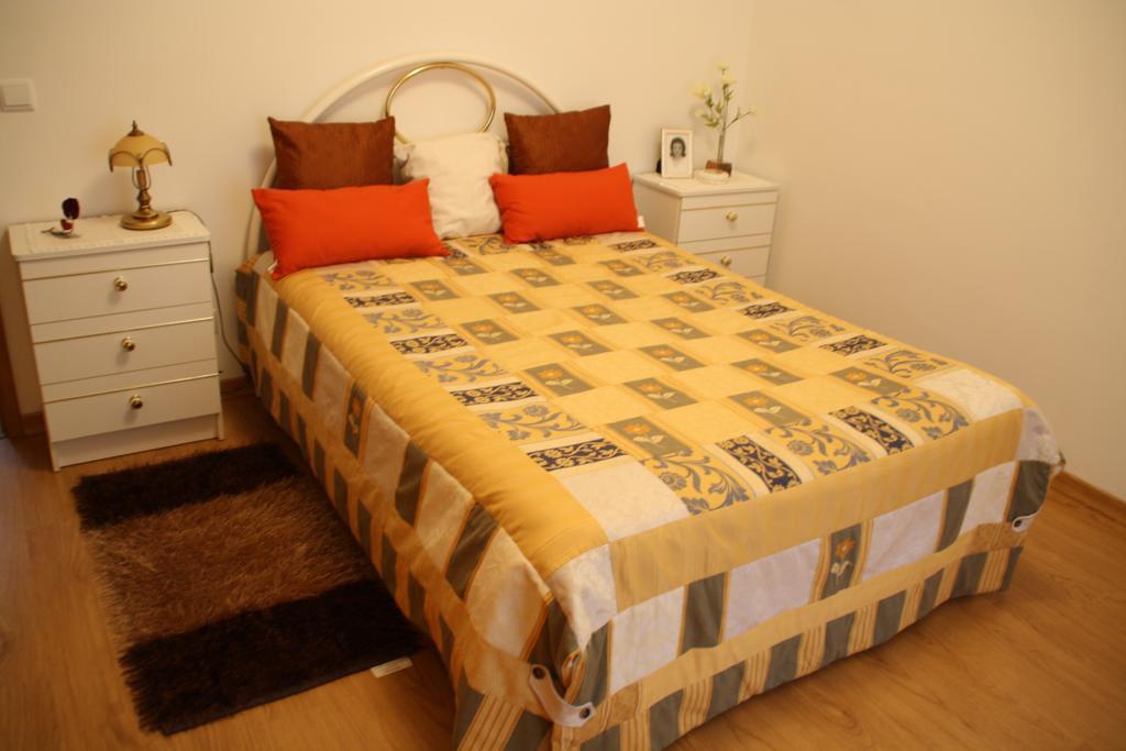 Castelo Dos Sonhos Hotel Valadares  ภายนอก รูปภาพ