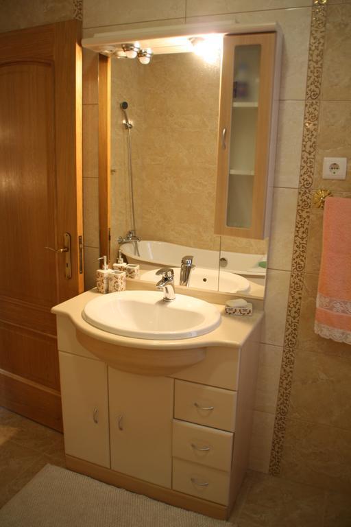 Castelo Dos Sonhos Hotel Valadares  ภายนอก รูปภาพ
